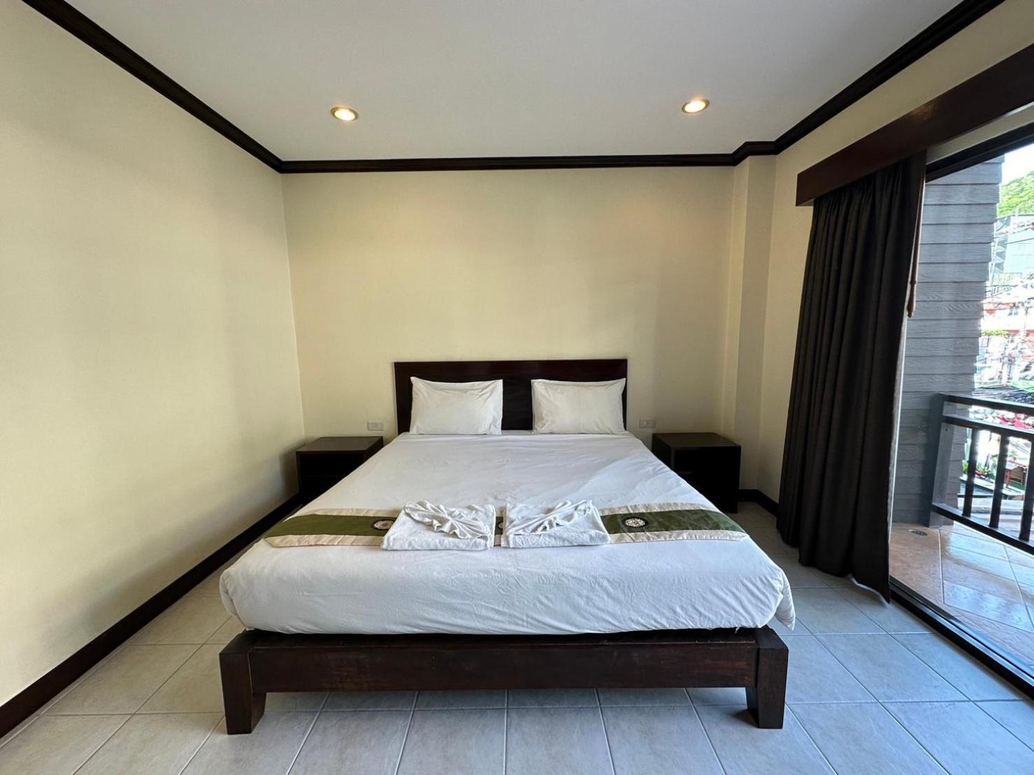 Отель Baan Kingkeaw Thamdee Patong Экстерьер фото